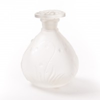 Flakon perfumowy w stylu Rene Lalique'a. Szkło matowane.